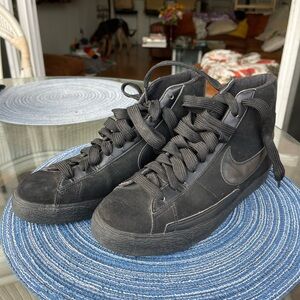 Nike Men's Black High-Top Sneakers